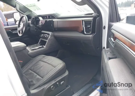 2024 GMC Sierra 3500Hd из США, поврежденный, VIN 1GT49SEY2RF104646